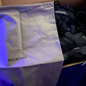 Balenciaga track Sneakers 🖤